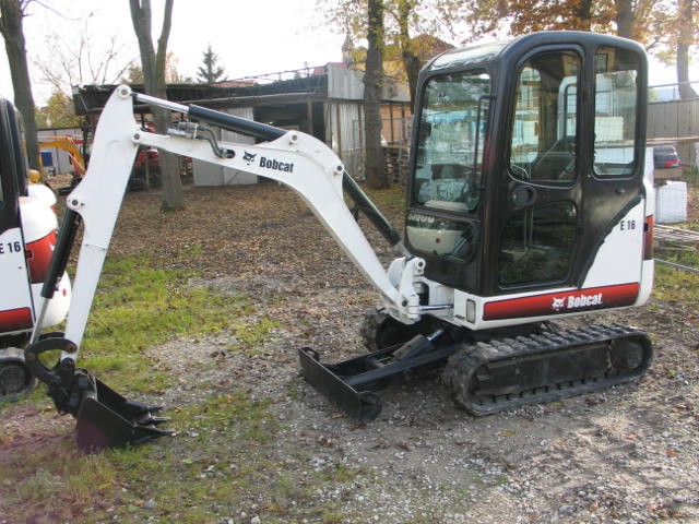 koparkikrakow.pl - Bobcat E16 z 2013 roku sprzedam — zdjęcie 2
