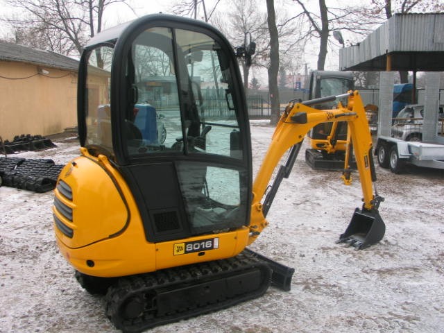 Mini koparki JCB 8016 2011 rok - sprzedam — zdjęcie 3