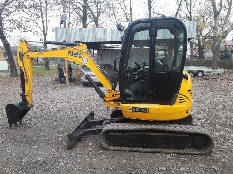 JCB 8030 ZTS  z 2007 i 2009 roku - minikoparki gąsienicowe — zdjęcie 3