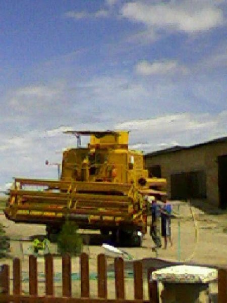 Kombajn Bizon Z0 56