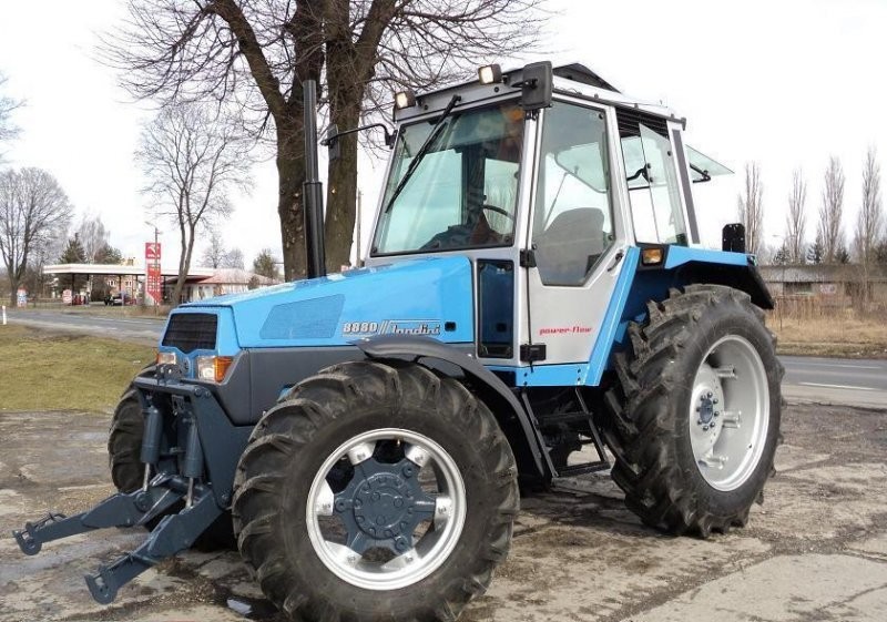 LANDINI 8880  napęd 4x4 — zdjęcie 1