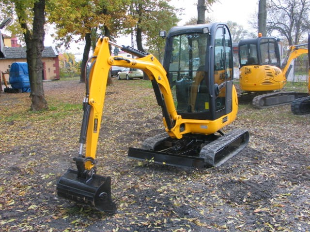 Koparki JCB 8020 z 2009 i 2010r. - okazja — zdjęcie 3