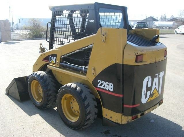 Caterpillar 226B — zdjęcie 3