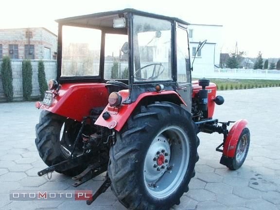 Ciągnik rolniczy ursus C-330 — zdjęcie 3