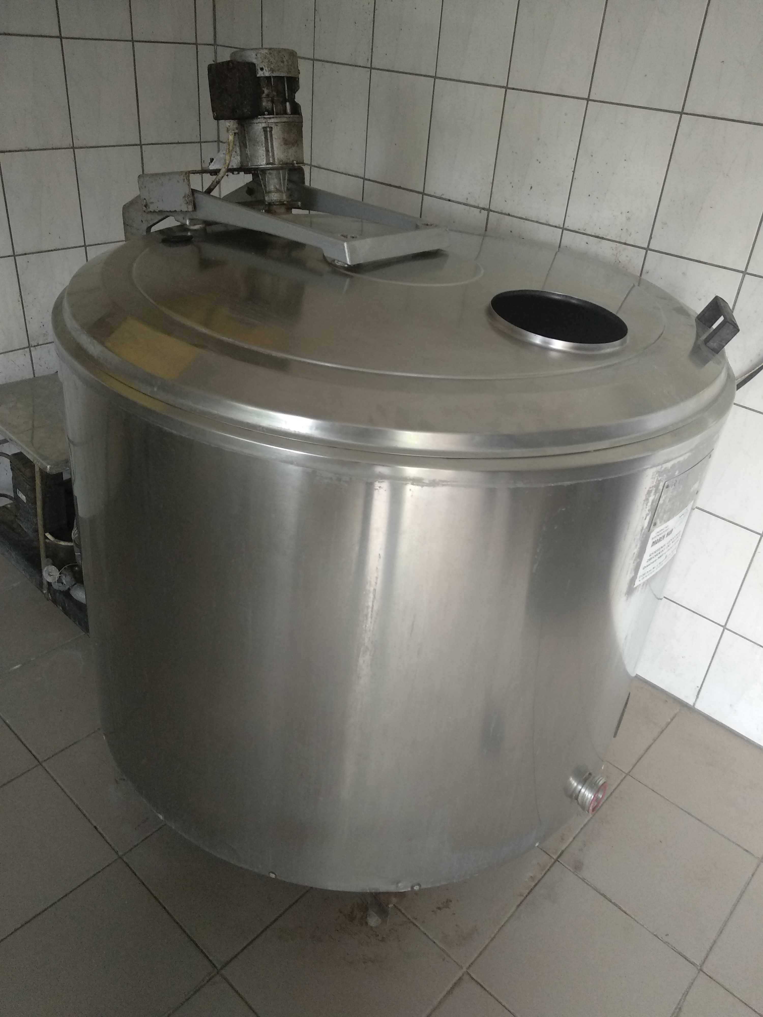 Schładzalnik do mleka 550l — zdjęcie 1
