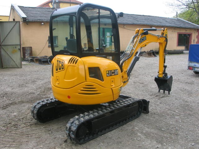 Koparka JCB 8025 zts - 2010 rok - okazja — zdjęcie 4