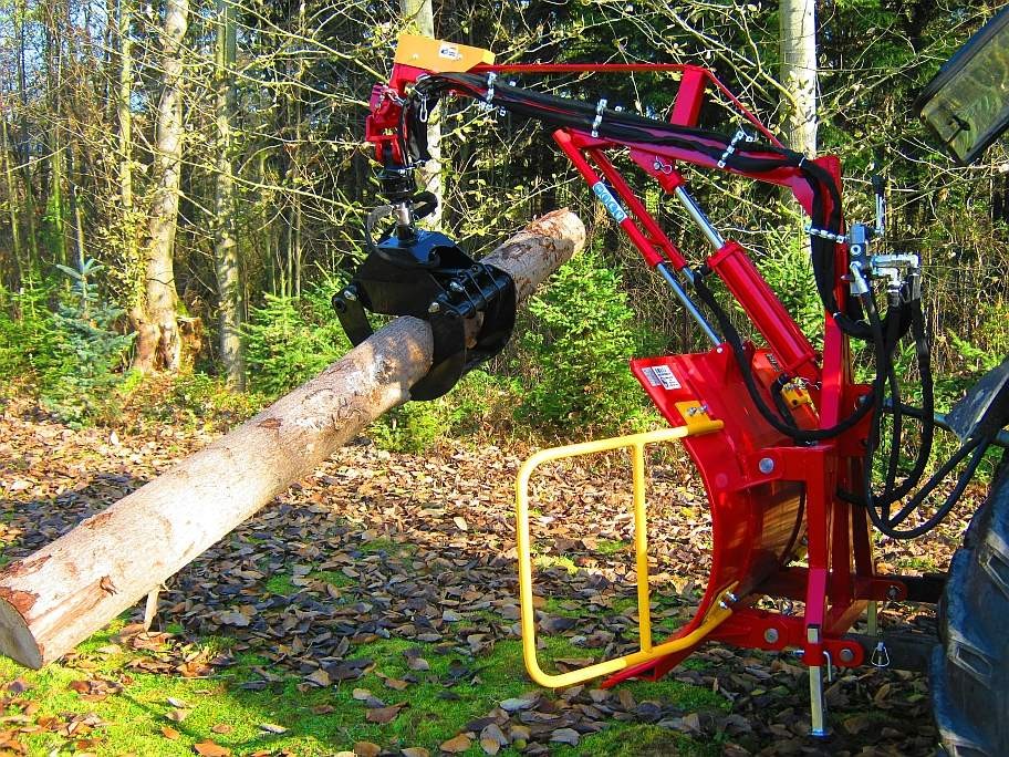 CHWYTAK ZRYWKOWO-ZAŁADOWCZY DO DREWNA DO CIĄGNIKóW min.18 hp — zdjęcie 2