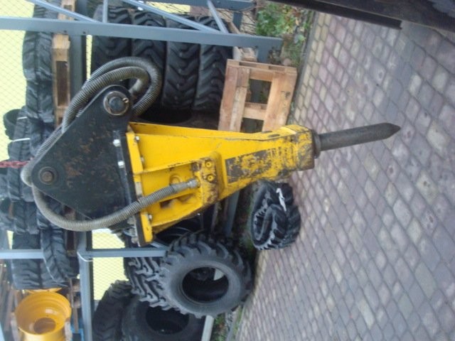 UŻYWANE MŁOTY HYDRAULICZNE ATLAS COPCO Z 2010 ROKU — zdjęcie 4