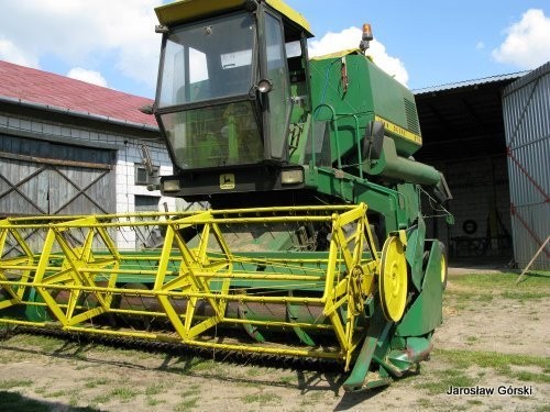 sprzedam John Deere 975 - kombajn zbożowy — zdjęcie 3