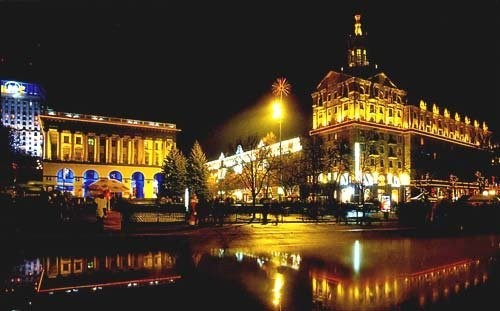Ukraina,Kijow.Kontakty handlowe Polsko-Ukrainskie. — zdjęcie 1