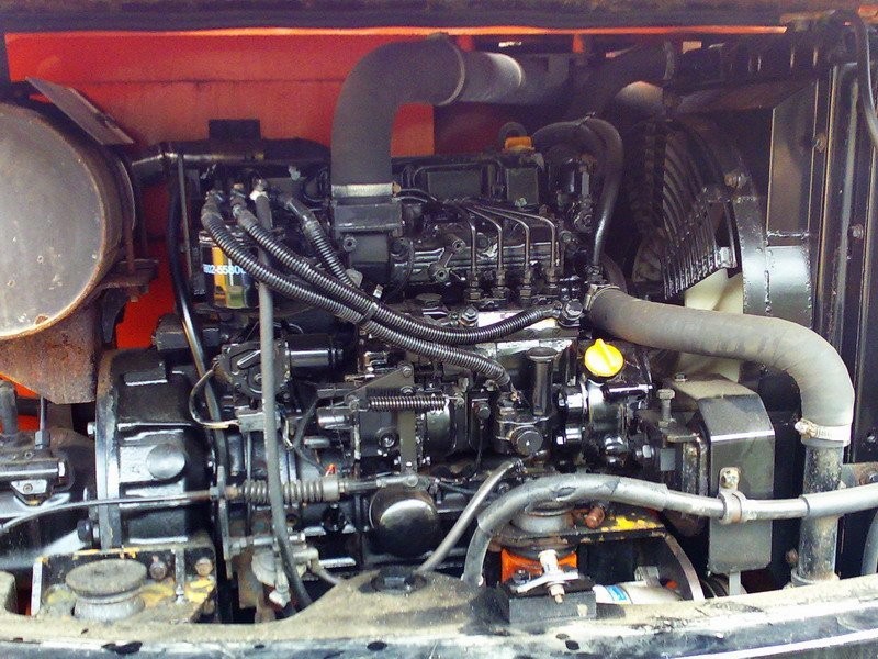 Koparka gąsienicowa DAEWOO DOOSAN - SOLAR 75 V — zdjęcie 4