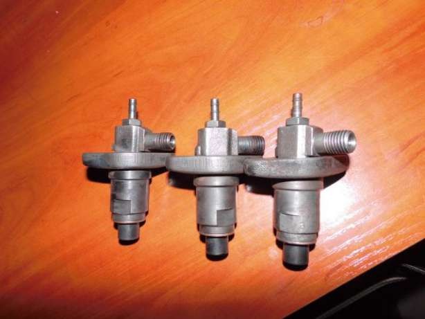 Wtryski wtrysk K3B mitsubishi Iseki yanmar mini traktor  — zdjęcie 1