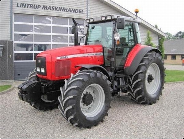 Massey Ferguson 8240 med n?sten — zdjęcie 2