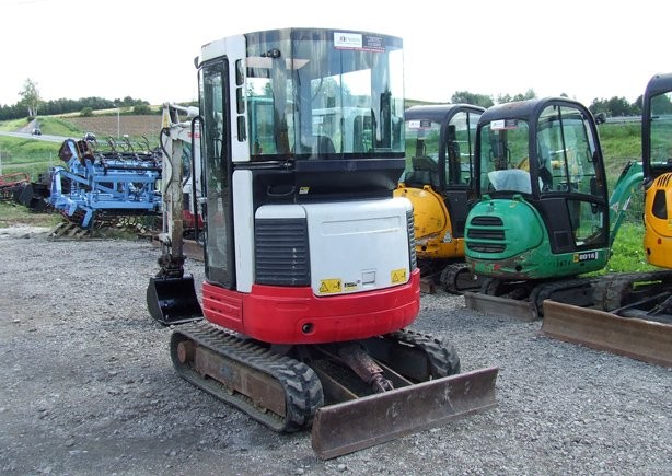 Takeuchi TB23R — zdjęcie 2
