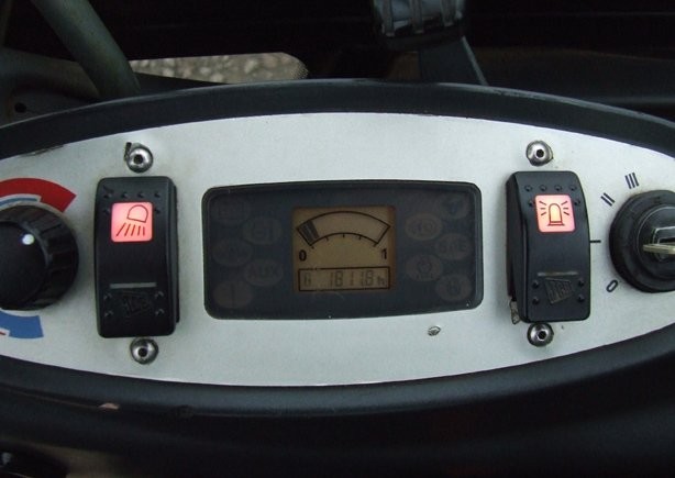 Minikoparka JCB 8016 rok 2007,,,, — zdjęcie 5