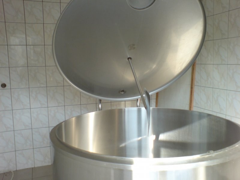 Sprzedam zbiornik na mleko 600 l PZL Krosno — zdjęcie 3