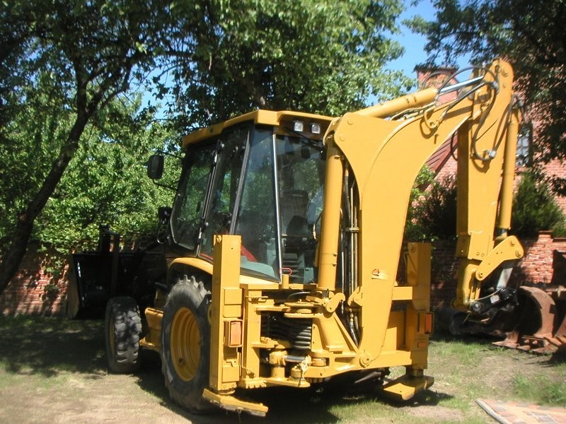 CAT 432 D 2005r — zdjęcie 2