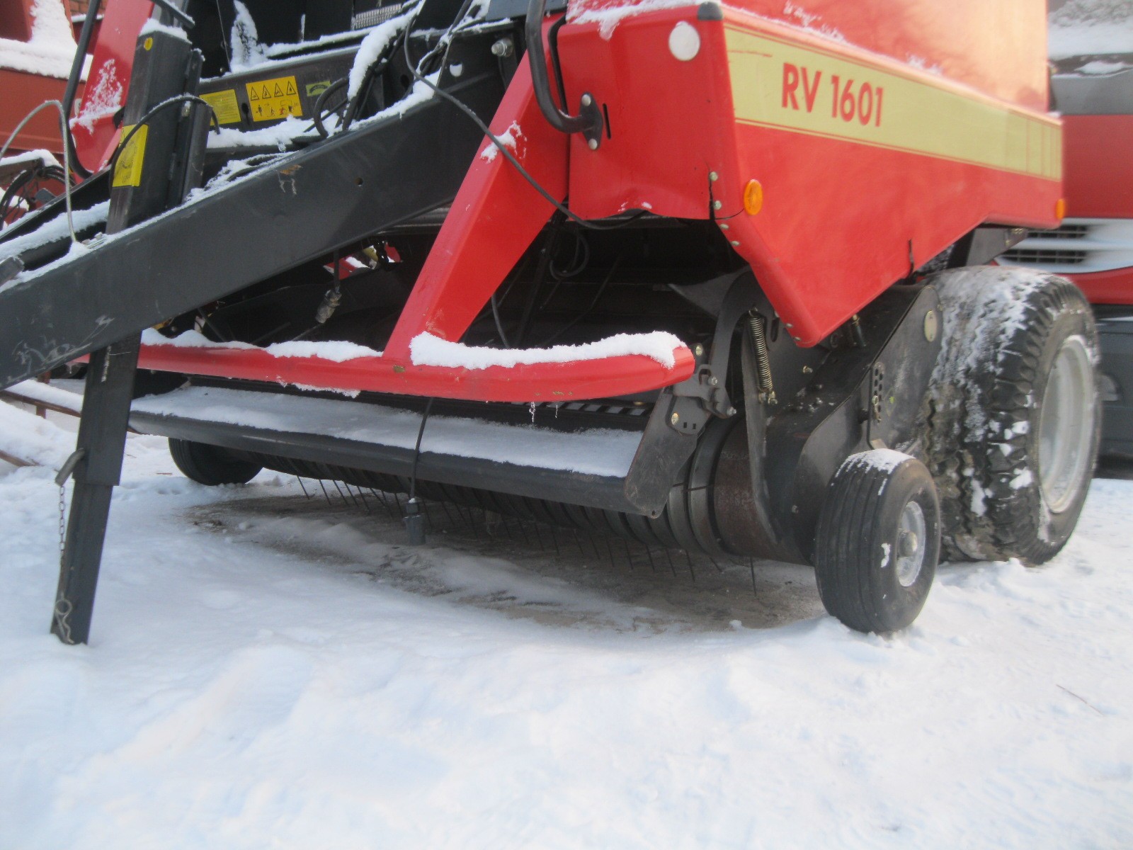 Prasa rolująca John Deere,Claas,Vicon,Deutz ,Gallignani,New Holland — zdjęcie 15