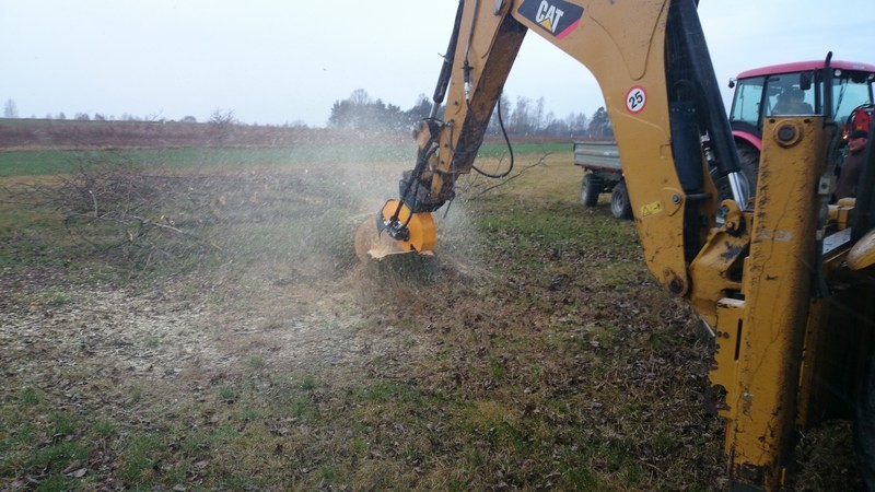 Frezarka do pni do koparko-ładowarki CAT, JCB, KOMATSU, CASE, VOLVO — zdjęcie 1