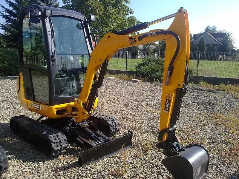 Koparka JCB 8020 - 2009 rok - 2,0 tony — zdjęcie 1
