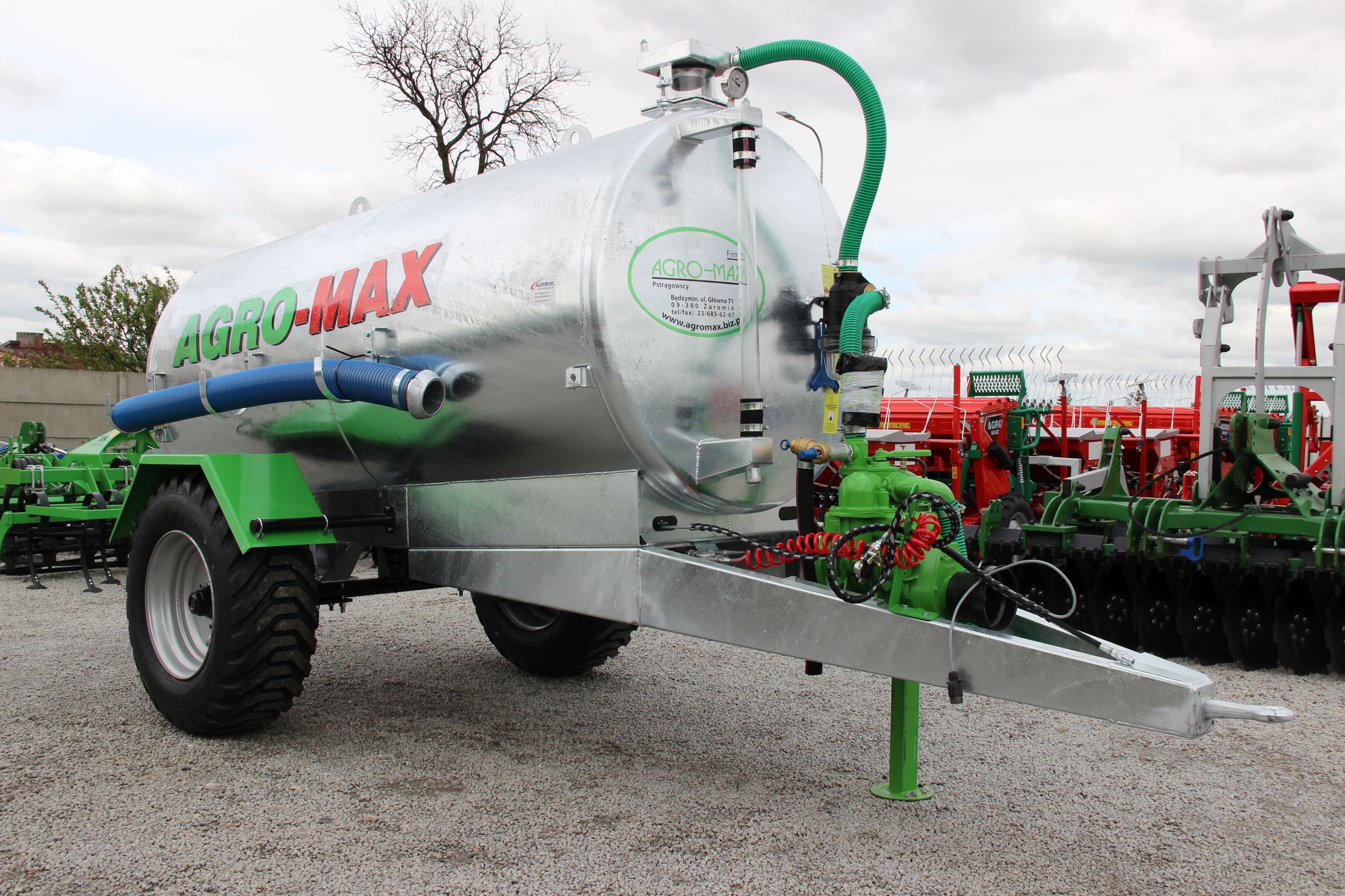 Beczkowóz wóz asenizacyjny jednoosiowy agro-max  — zdjęcie 2
