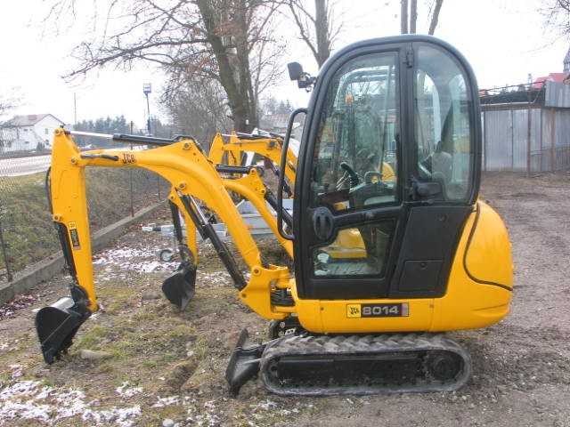  JCB 8014 z 2012 roku  — zdjęcie 1
