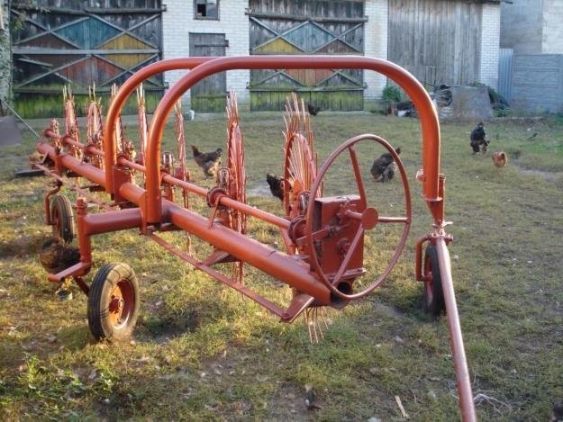 PRZETRZĄSACZO-ZGRABIARKA 7-GWIAZDOWA — zdjęcie 3