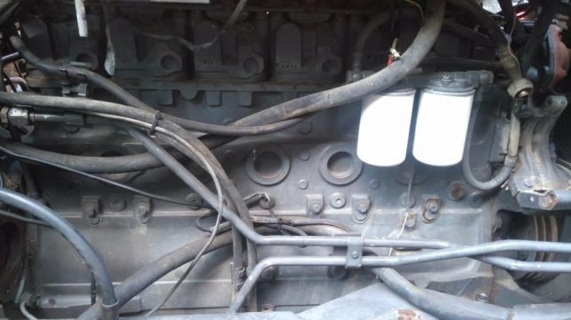 Wał korbowy,blok,pompa,glowice silnika MWM Renault Fendt — zdjęcie 2