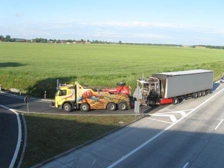 Holujemy ciągniki siodłowe,Tiry 600812813 — zdjęcie 5