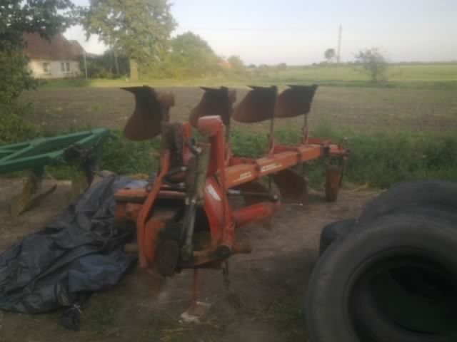 Pług 4 skibowy Kverneland — zdjęcie 1