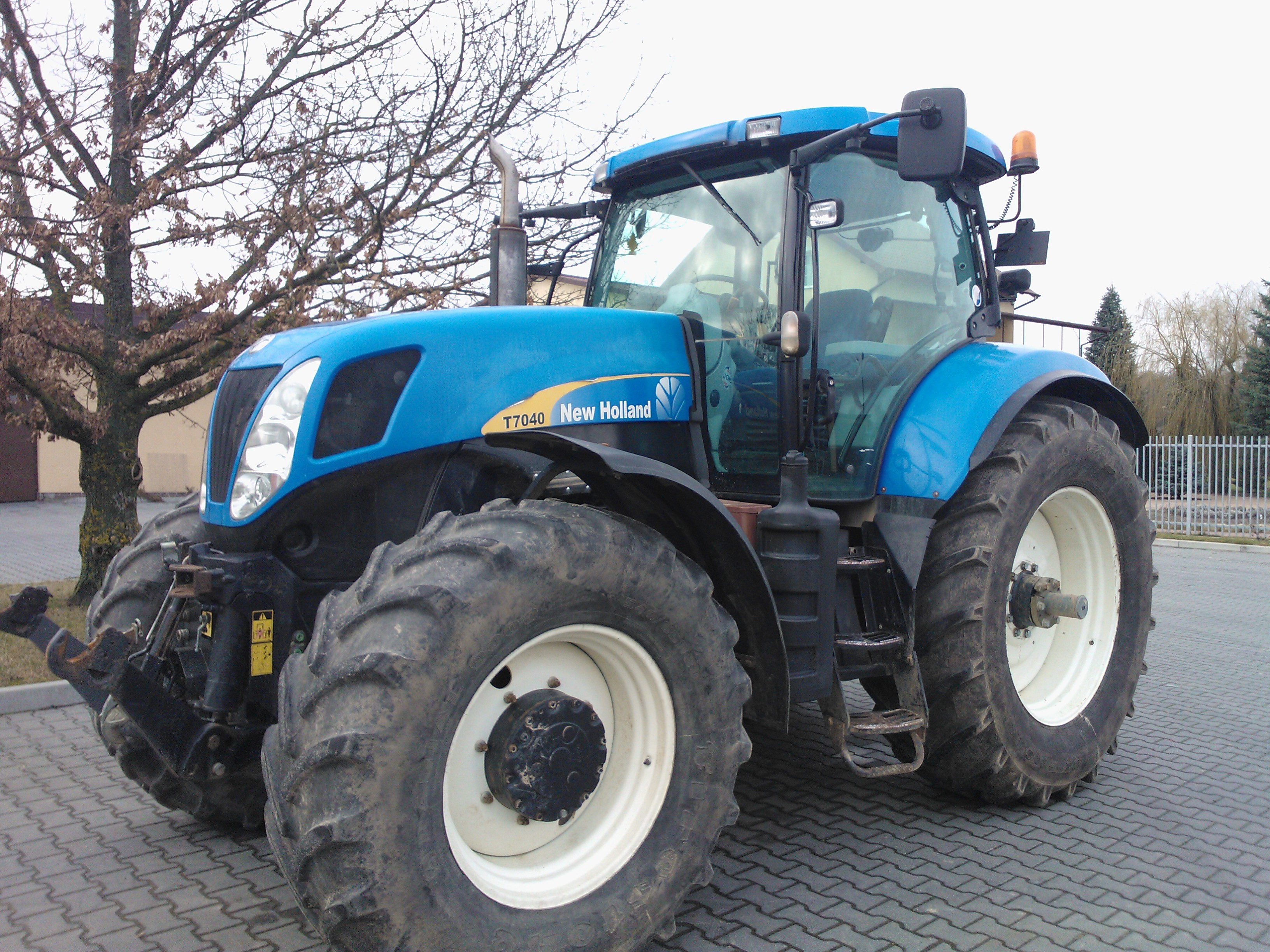 Sprzedam ciągnik NEW HOLLAND T 7040 218 KM/160kW — zdjęcie 5