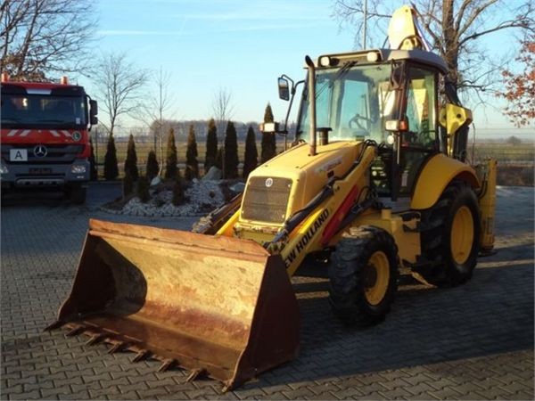 New Holland LB95B-4PT — zdjęcie 1