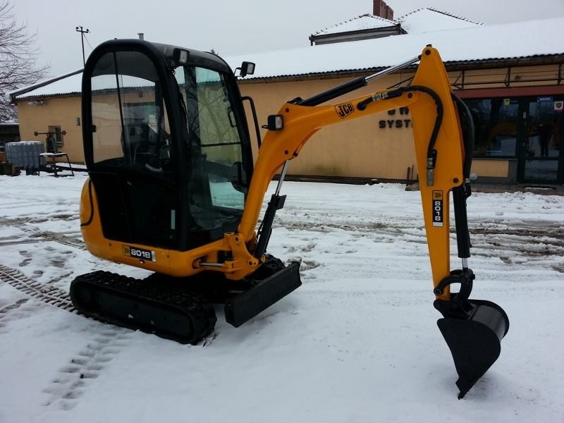 JCB 8018 - minikoparka z 2008 roku