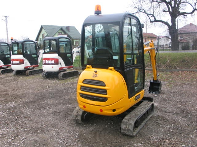 koparkikrakow.pl - JCB 8018 2011r. — zdjęcie 3