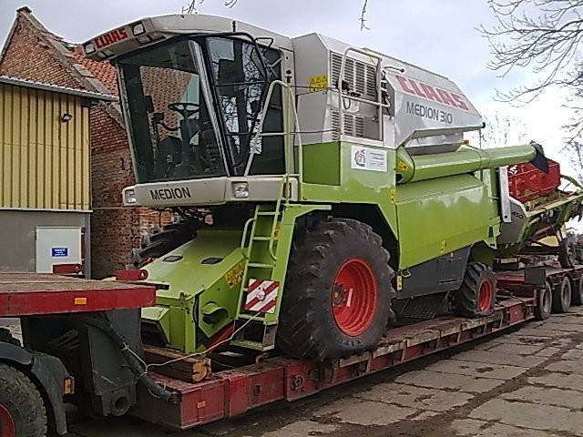 Transport kombajn Bizon Class New Holland John — zdjęcie 1