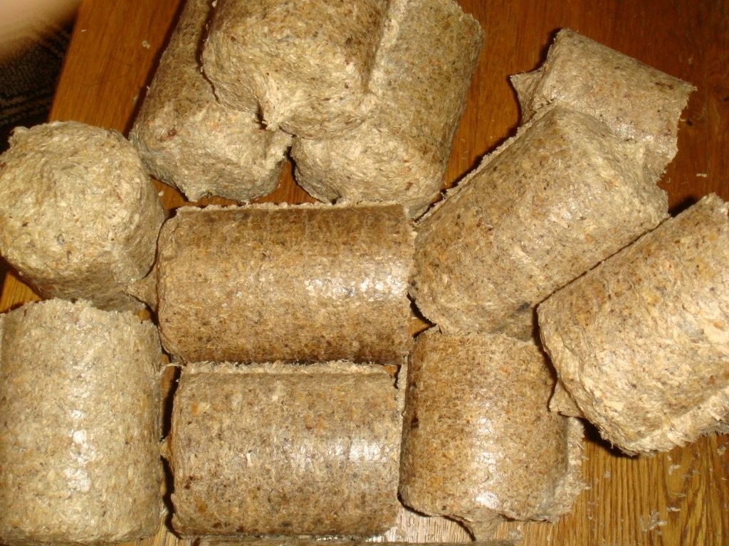 Pellet sosnowy sprzedam! — zdjęcie 1