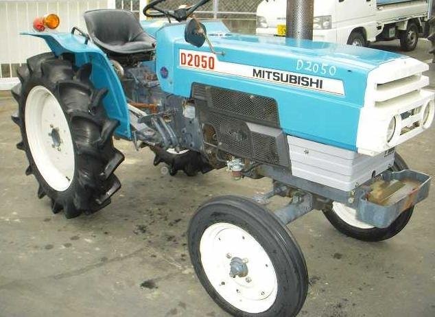 Traktorek MINI Mitsubishi D2050