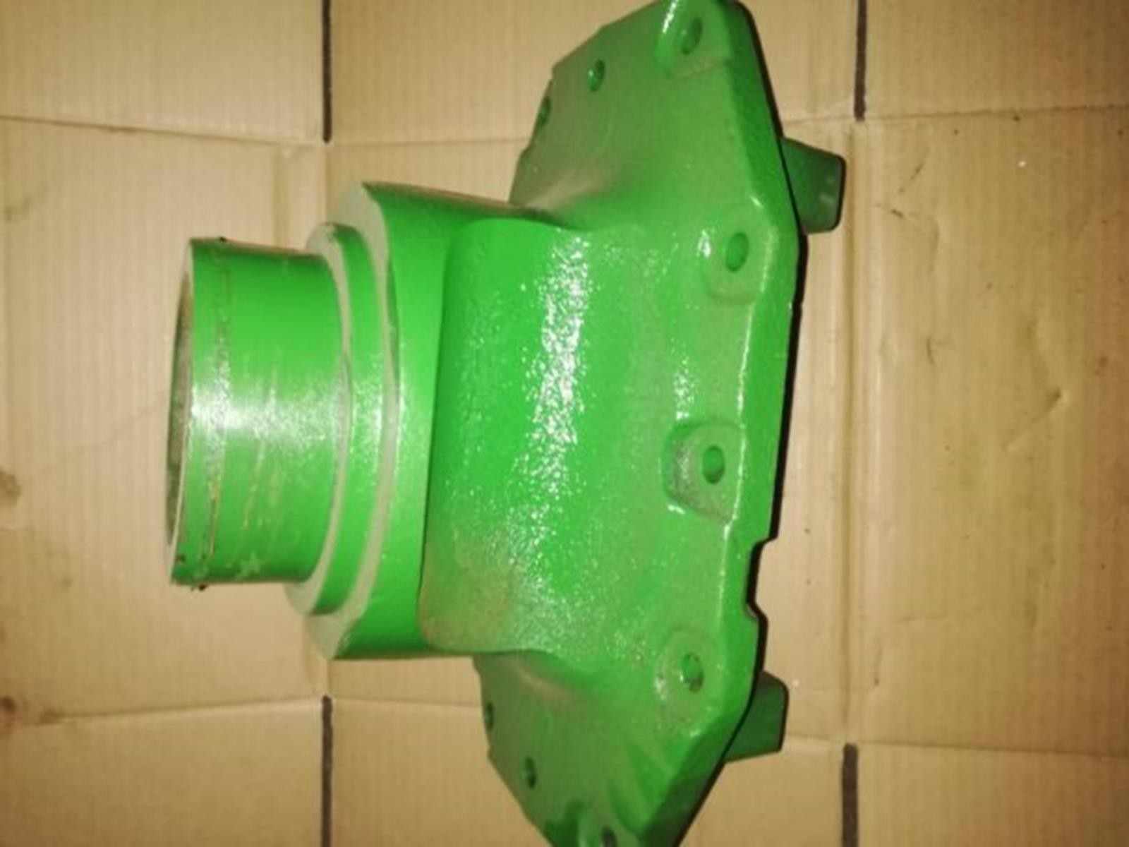 Obudowa mechanizmu John Deere 5045e,5055,5060,5070, 5075,5080,5090, — zdjęcie 1