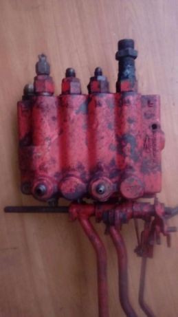 Rozdzielacz hydrauliczny Massey Ferguson 520,525,530,620,