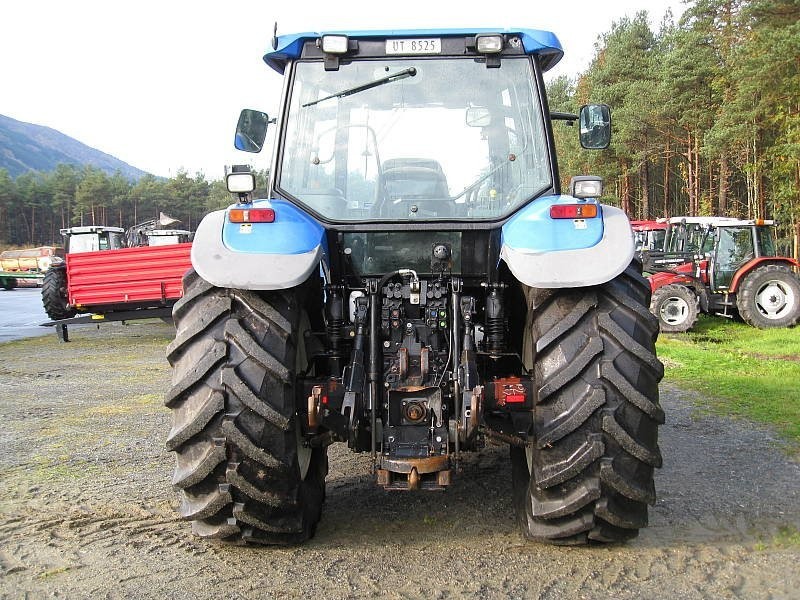 New Holland TM140 — zdjęcie 4