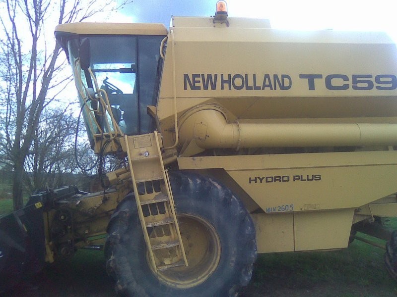 NEW HOLLAND — zdjęcie 2