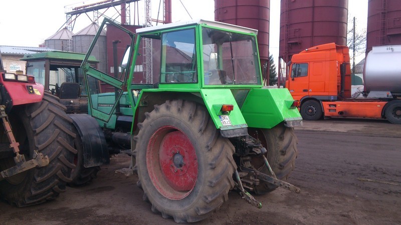Ciągnik Fendt Favorit 610 SL — zdjęcie 3
