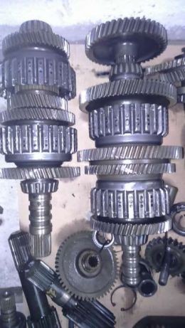 Case mx 110,120,135,140 170 silnik, części skrzyni biegów — zdjęcie 1