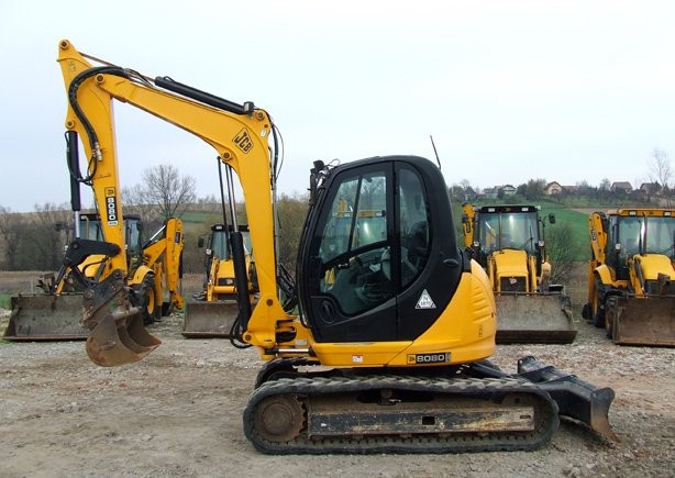 Minikoparka gąsienicowa JCB 8080 ZTS z roku 2009 — zdjęcie 1