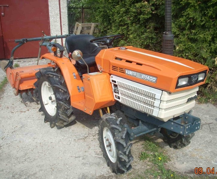 MINI CIĄGNIK KUBOTA B1400 4x4, NIE YANMAR,ISEKI — zdjęcie 1