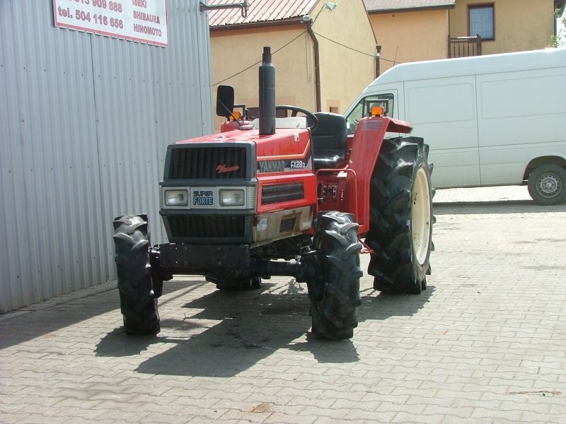 Mini traktorek Yanmar FX 28, 28KM, 4x4 — zdjęcie 4