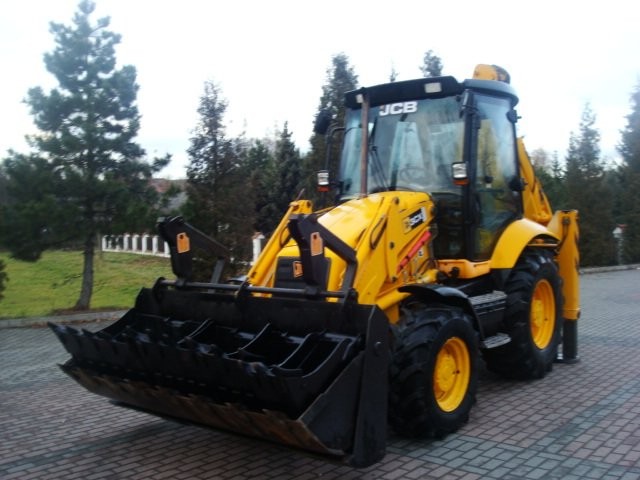 JCB 3CX  CONTRACTOR 2004 ROK - 5 ŁYŻEK — zdjęcie 2