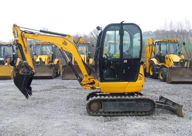 JCB 8025 ZTS z roku 2008... — zdjęcie 1