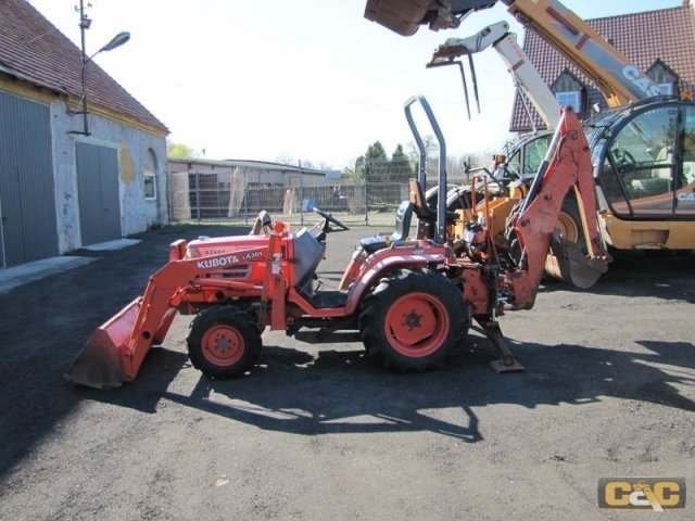 KUBOTA B2400 — zdjęcie 4