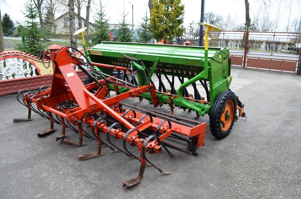Amazone D7 SPECJAL 30 - 2000 — zdjęcie 2